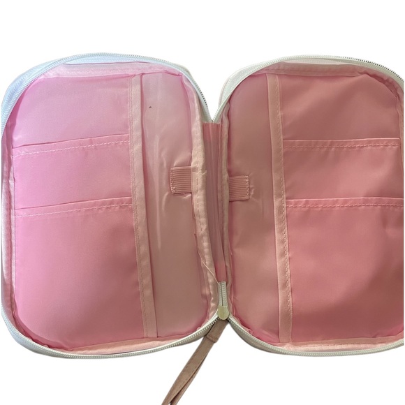 Red Aspen Zip Around Organizer - Picture 2 of 6